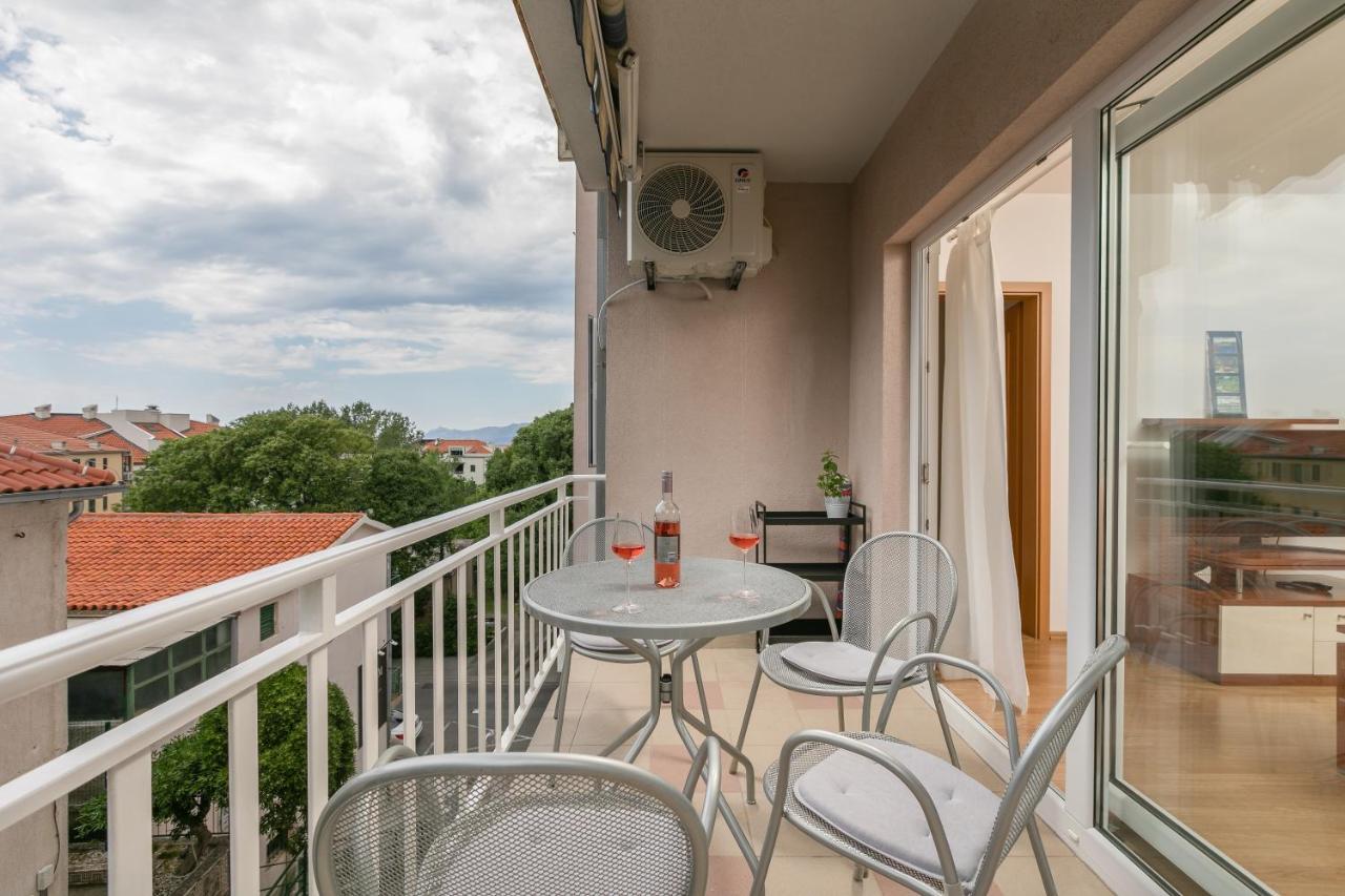 Apartman Mar18 Makarska Exterior foto